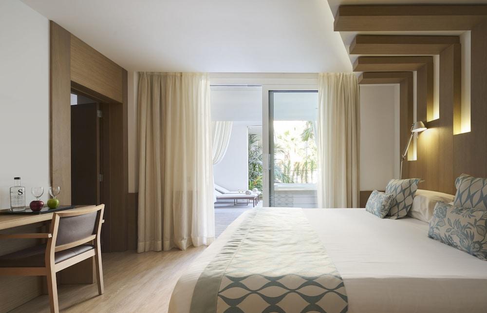 Hotel Pure Salt Garonda - Adults Only Playa de Palma  Exterior foto A room at the hotel