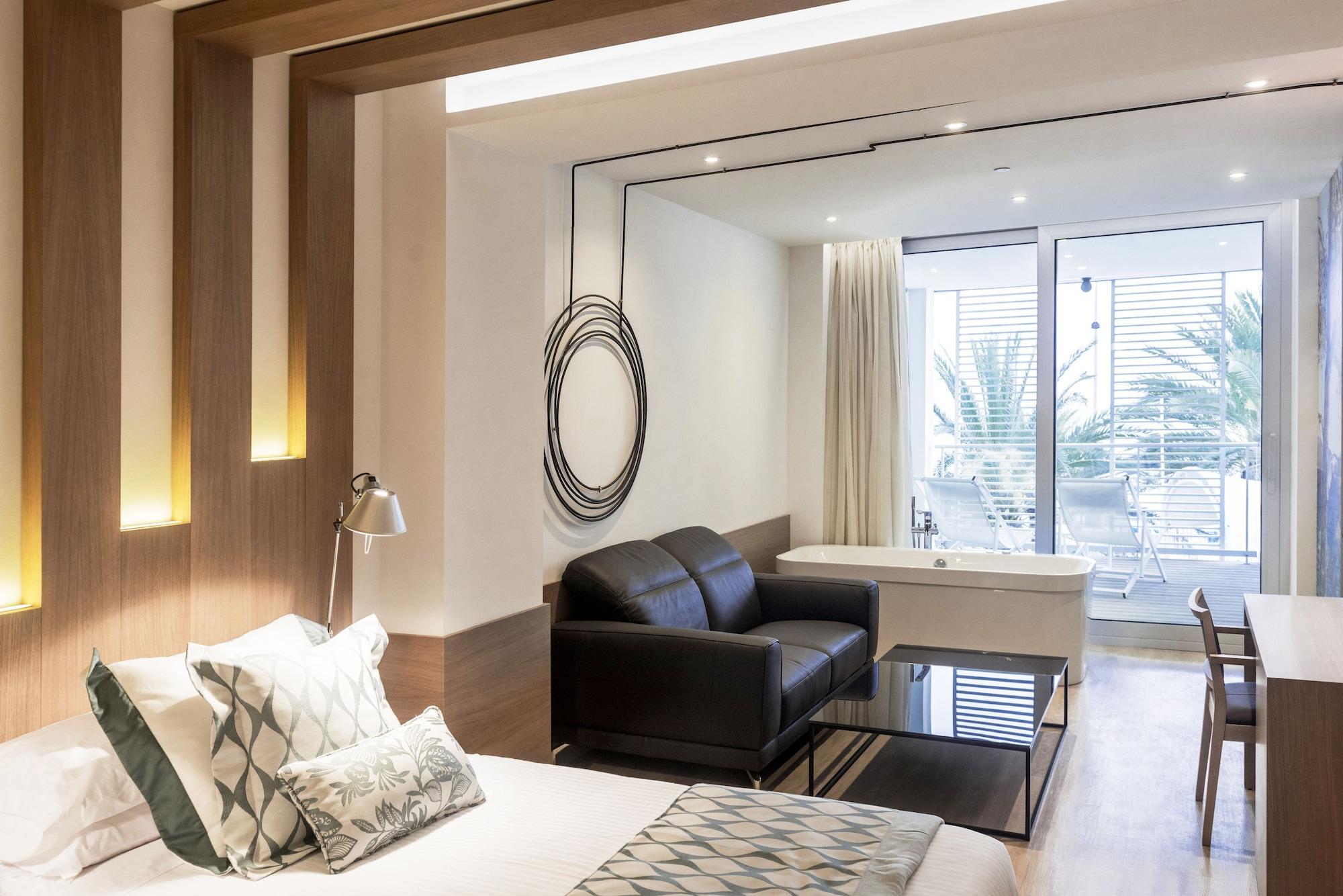 Hotel Pure Salt Garonda - Adults Only Playa de Palma  Exterior foto A room at the hotel