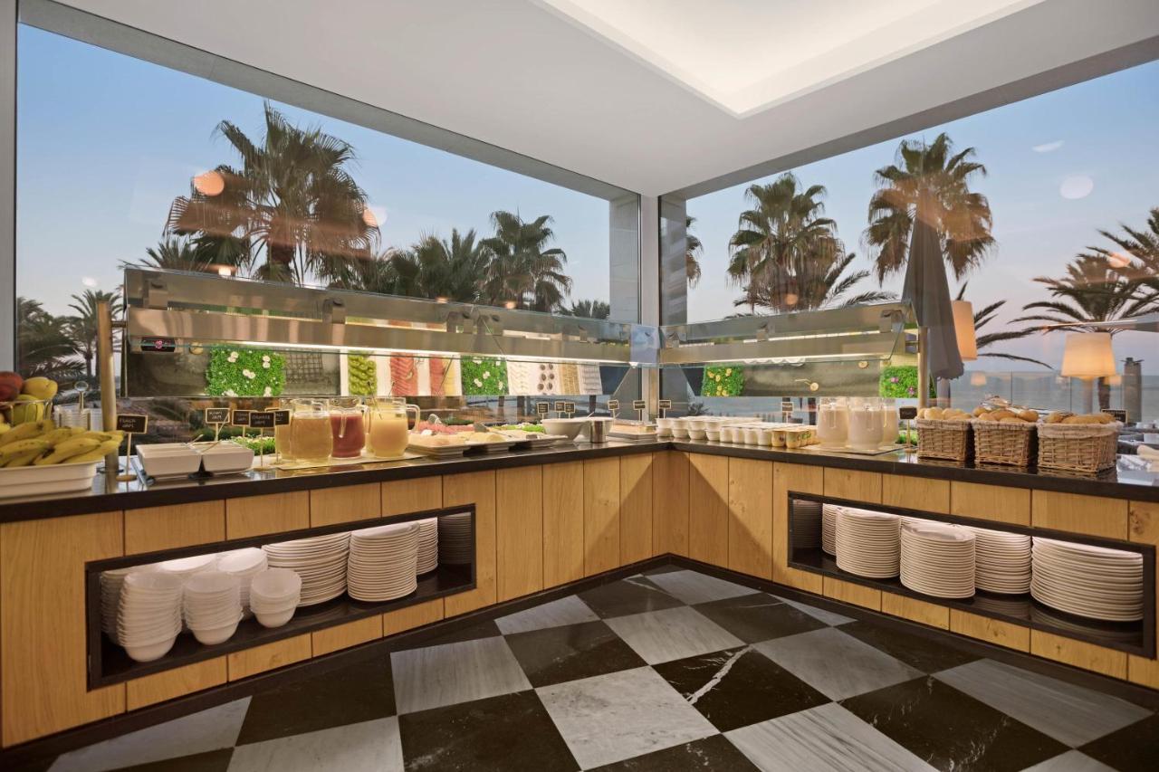 Hotel Pure Salt Garonda - Adults Only Playa de Palma  Exterior foto The buffet at the hotel