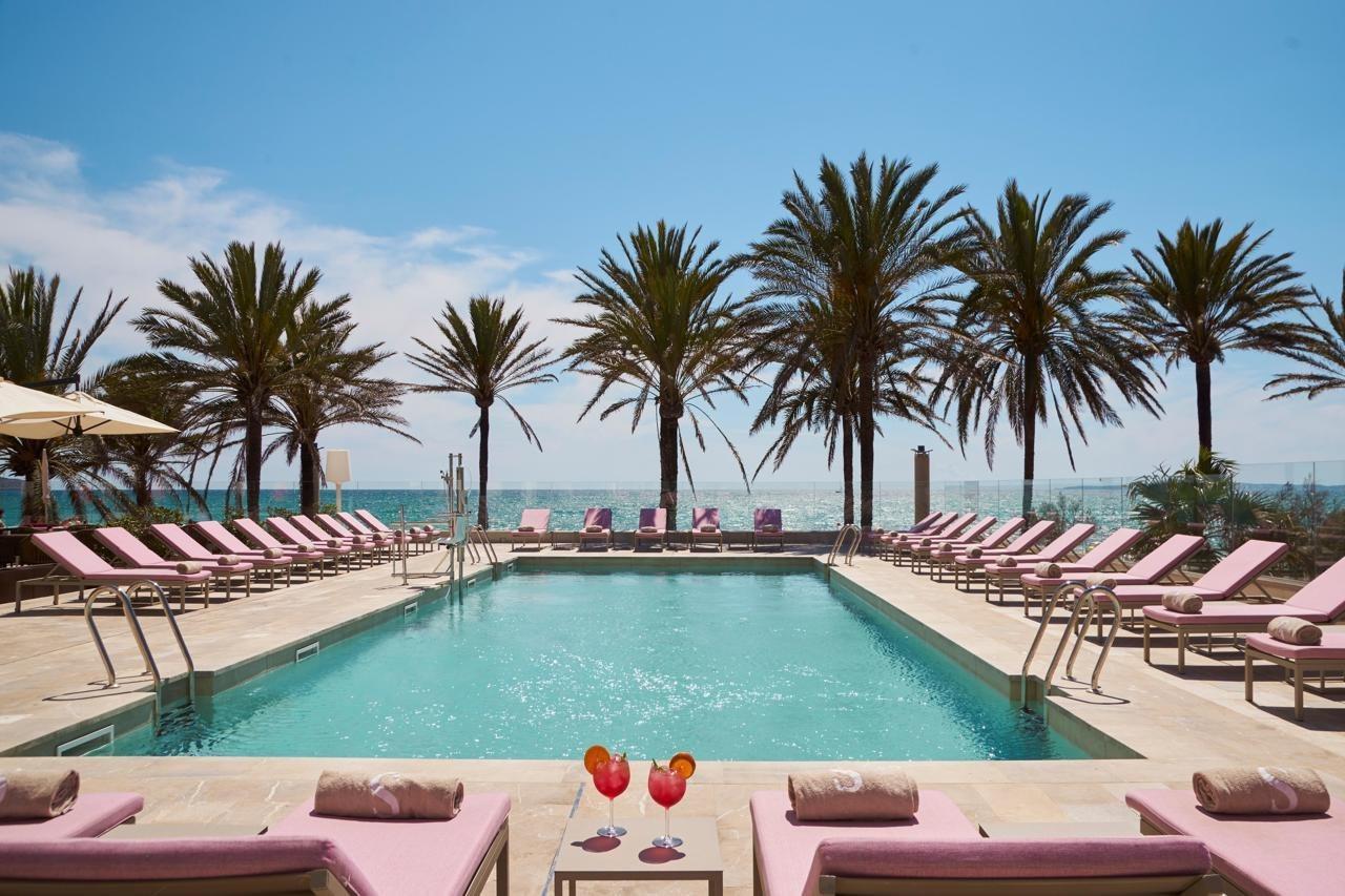 Hotel Pure Salt Garonda - Adults Only Playa de Palma  Exterior foto The pool at the W Hotel in Barcelona