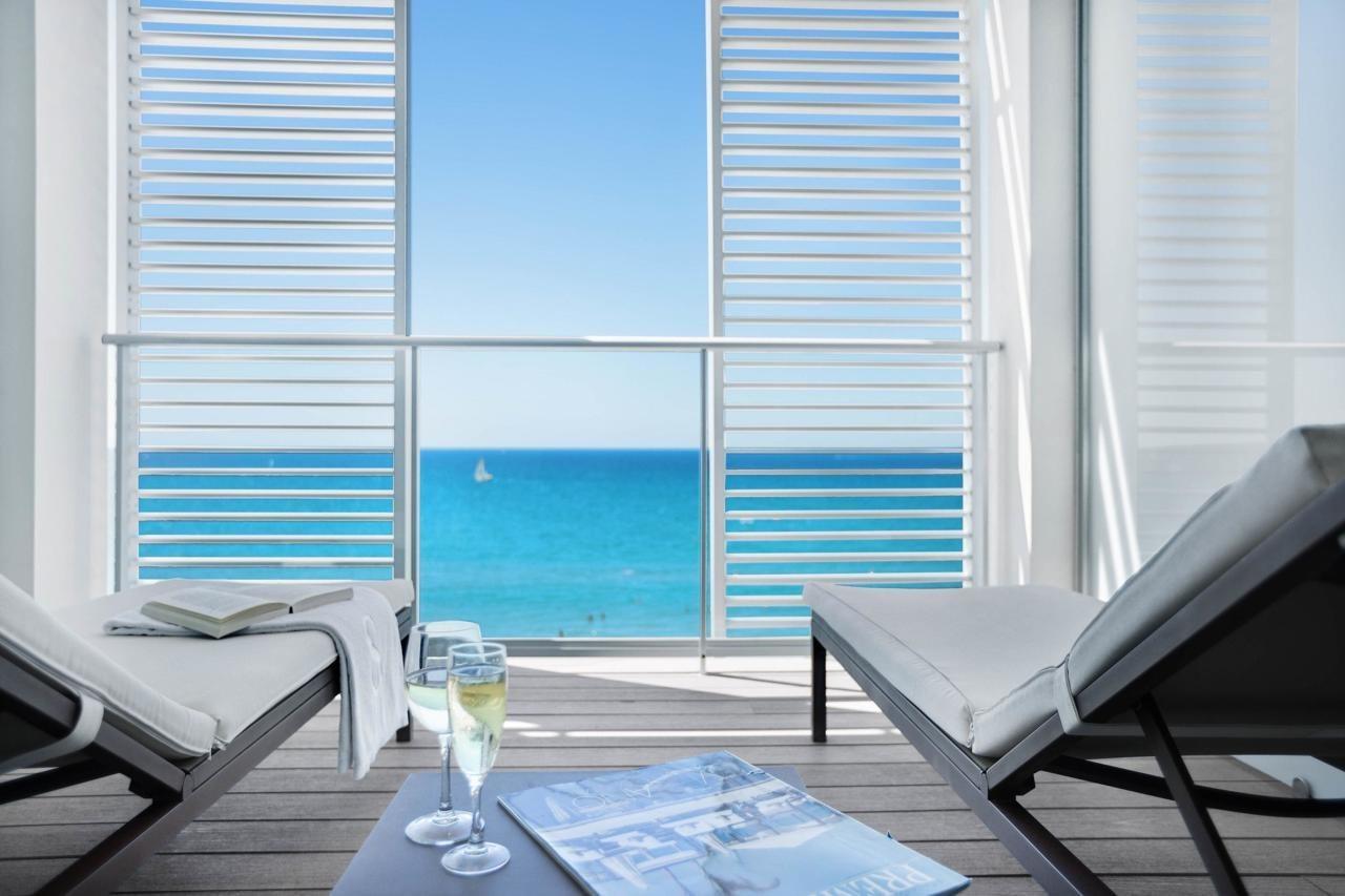 Hotel Pure Salt Garonda - Adults Only Playa de Palma  Exterior foto View from the balcony of a suite at the Eden Roc Cap Cana