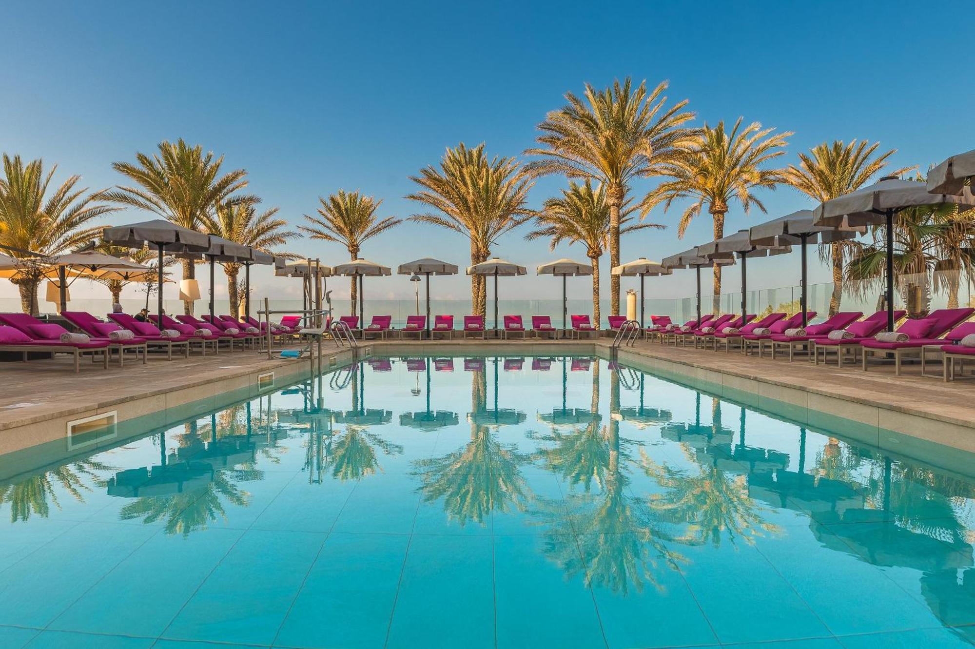 Hotel Pure Salt Garonda - Adults Only Playa de Palma  Exterior foto The rooftop pool at the W Hotel in Marrakech